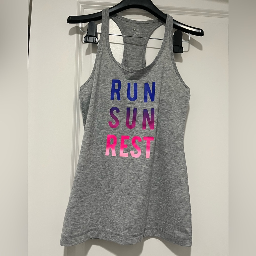 Gapfit size S tank top - Run, Sun, Rest